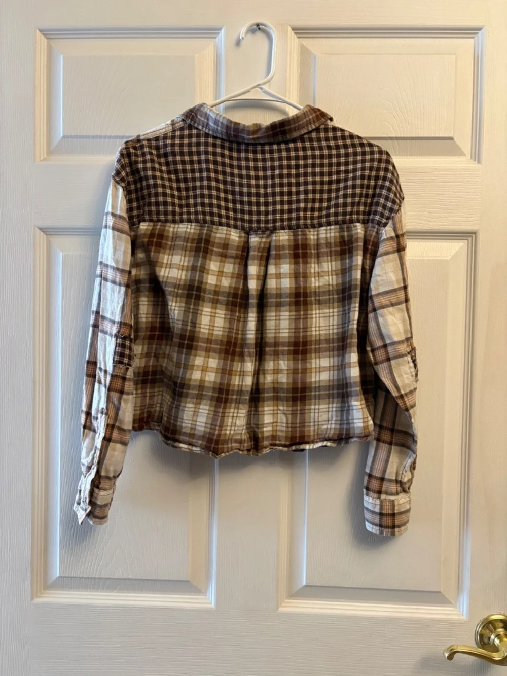 American Eagle Cropped Plaid Shirt